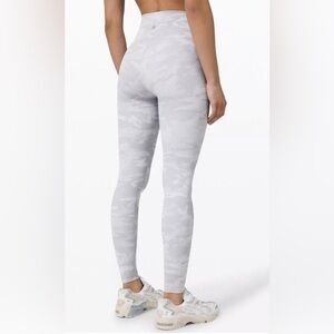 Rare ribbed White camo lululemon leggings!